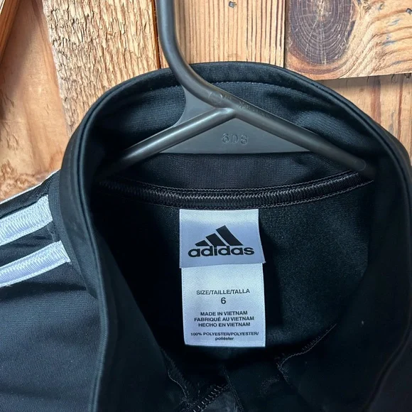 Boys black and white athletic Adidas Jacket. Size 6 NWOT - Picture 2 of 4
